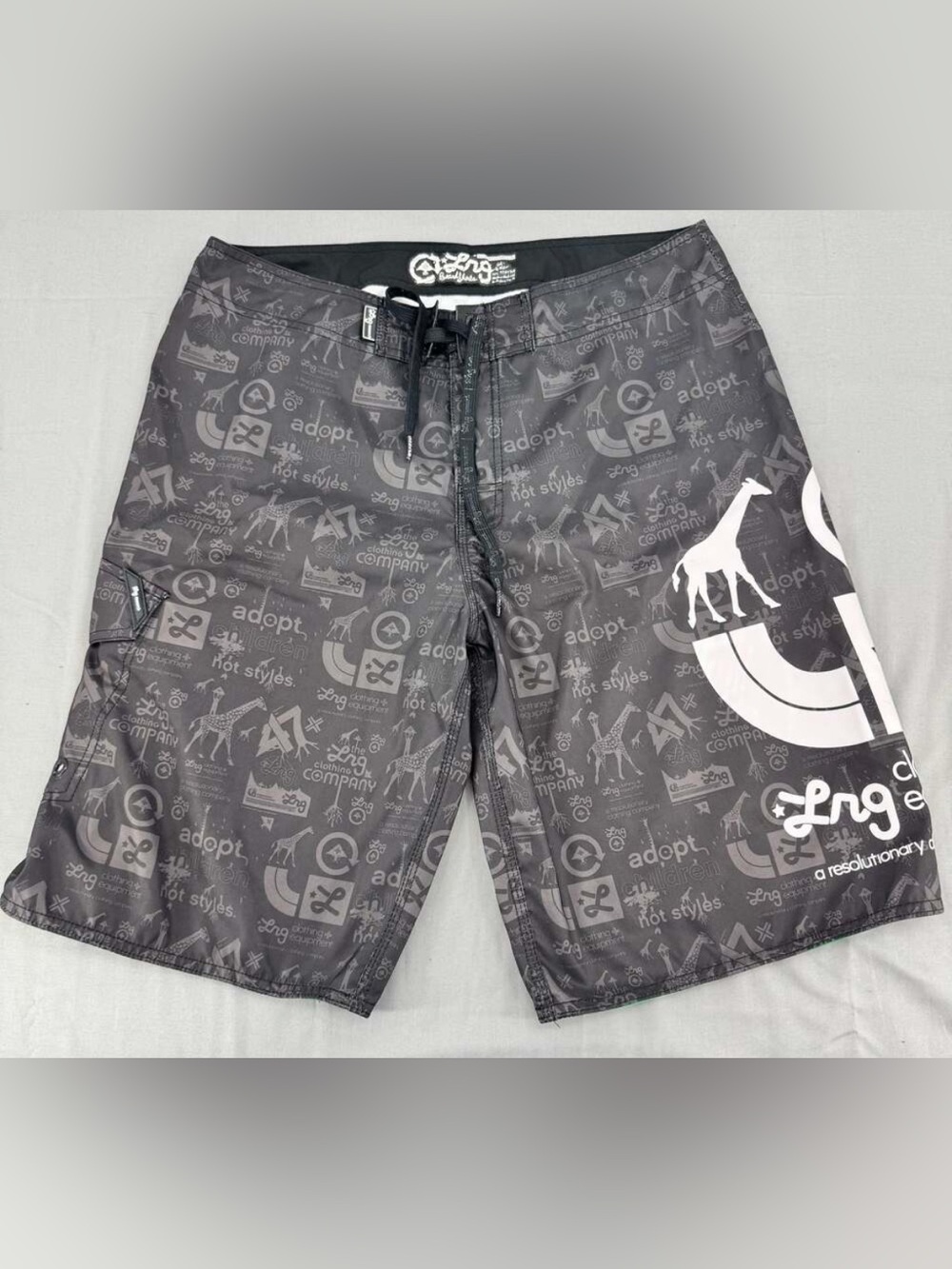 LRG Board Shorts 34 Black Giraffe Print A Revolutionary Clothing Company